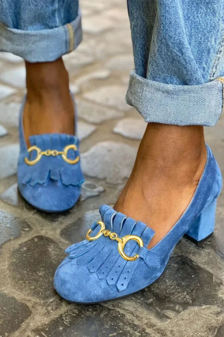 DÉCOLLETÉ CON DETTAGLIO FRANGIA E FIBBIA ORO