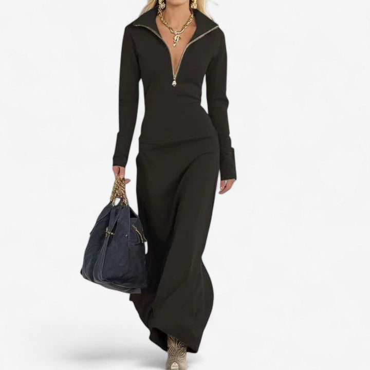 Katsiaryna  Abito a collo alto