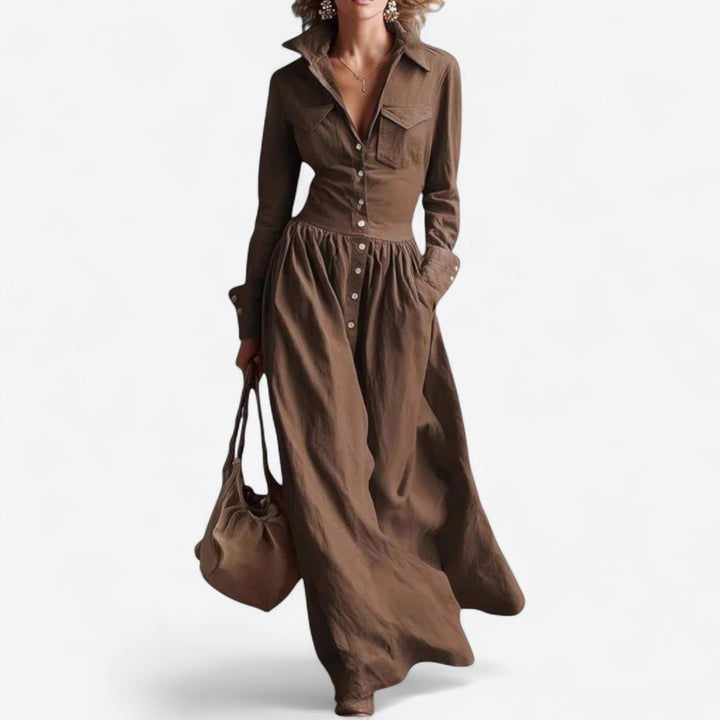 Janine  Elegante abito con bottoni